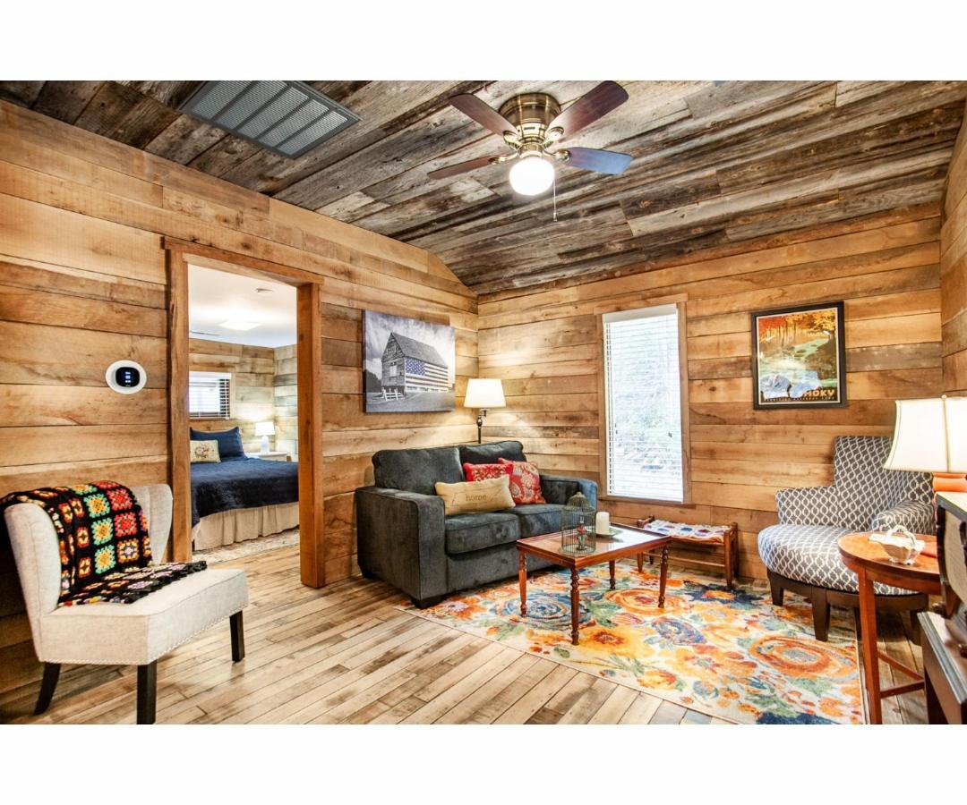 Beary Relaxing Cabin - Rustic With Outdoor Patio Townsend Exterior foto